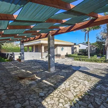 Toto Villa